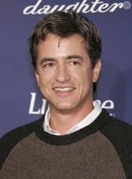 Quand le meilleur ami de Julia Roberts se paye Mandy Moore, Kellan Lutz,  James Brolin et Jane Seymour !