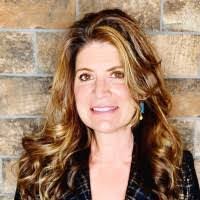 Karla Gregg's Instagram, Twitter & Facebook