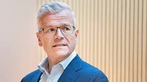 Vincent Clerc sets sight