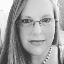 Lauren Steck's Instagram, Twitter & Facebook