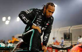 As of april 2021, lewis hamilton has an estimated net worth of more than $340 million. Sir Lewis Hamilton Contract Delay Not About The Money Planet F1