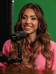 Evan Wride's Instagram, Twitter & Facebook