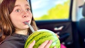 Eileen Rosado's Instagram, Twitter & Facebook