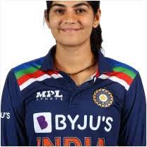 Fatima Jaffer's Instagram, Twitter & Facebook