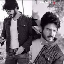 في عينيك شموس ترعي أنا لم أشهد قبلك أنثي Baker Khald بكر خالد Facebook
