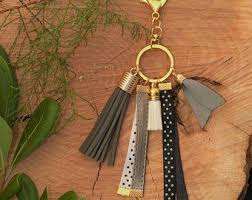 Porte Cle Personnalisable Etclips Cuir Pompon Cordons Pendentifs Keychain Personalized Items Items