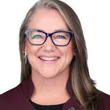 Tara Gambill's Instagram, Twitter & Facebook