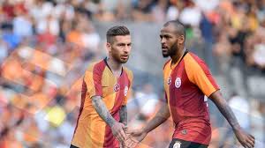 Haftasında trabzonspor ile oynayacağı karşılaşmanın hazırlıkları çerçevesinde 21 yaş altı takımı ile antrenman maçı yaptı. Galatasaray Augsburg Maci Ne Zaman Galatasaray Hazirlik Maci Hangi Kanalda Saat Kaacta Spor Haberleri