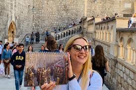 Most of the king's landing scenes can be found there, although there are a few other places where these shots were filmed. King S Landing And The Iron Throne 2021 Dubrovnik