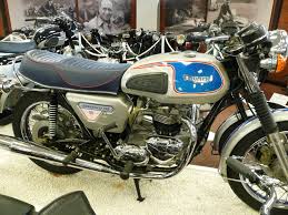 Triumph t 140 v bonneville. Triumph Bonneville T140 Wikipedia