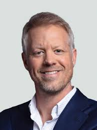 Chris Hagstrom's Instagram, Twitter & Facebook