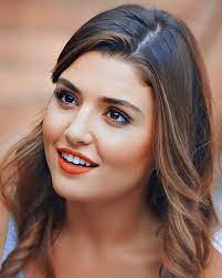 People who liked hande erçel's feet, also liked Hande Ercel Handymey Photos Et Videos Instagram Cute Beauty Beautiful Women Faces Beautiful Girl Image
