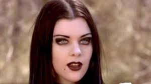Huge collection of videos (over 80,000 movies and tv shows on one site). The Worst Horror Movies Ever Made Youtube
