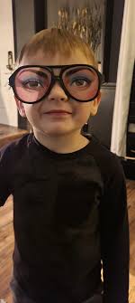 Art is gonna drop in a few minutes... so prepare to bid. In the meantime..  enjoy this pic of Mav