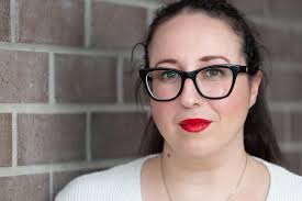 So whose a health coach/practitioner and why did you choose your particular  niche to help people?