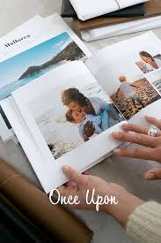 De Nieuwe Manier Om Fotoboeken Te Maken De Boeken Ontwerpen Zich Zo In Slechts 20 Minuten De Kerstcadeautjes Kunnen Worden Afgewerkt Julklappar Bocker Design