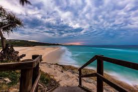 Brisbane, a gateway city to the gold coast, receives a warm sunny climate throughout the year. 10 Best Beaches Near Brisbane Man Of Many