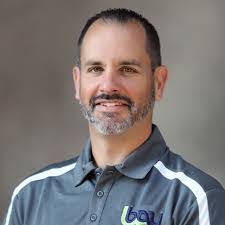 Shawn Bay's Instagram, Twitter & Facebook