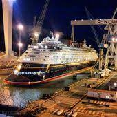 disney magic dry dock cadiz dcl paint ducktail water tami goseemickey com disney magic cruise ship disney magic cruise disney cruise pictures