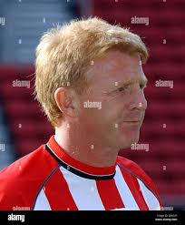 Pic 6 hi-res stock photography and images