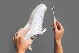 Como Quitar El Amarillo De La Goma De Las Zapatillas Como Limpiar Zapatos Limpieza De Zapatos Limpiar Zapatillas Blancas
