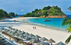 Garis pantainya memiliki belasan pantai yang disebut terbaik di thailand, yang memiliki karakternya sendiri. 10 Tempat Wisata Di Malaysia Terbaik Dan Terpopuler Idnexplore