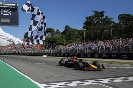 Imola GP: Verstappen wins with dazzling pass; Ferrari and Williams put on a  show - The Athletic