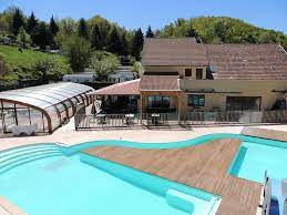 À midi, quelques nuages pourraient se présenter dans des cieux bleus. Camping La Pommeraie Prices Campground Reviews Vic Sur Cere France Tripadvisor
