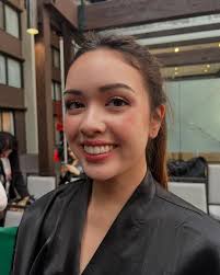 A moment for the dress by @carmelodesignsbycarlandrada @filamfashionweek  you were a dream this weekend🤩✨🇵🇭 thank you for the opportunity to come  work this event. I had a blast!!