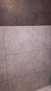 Vieillissement Des Dalles Murales En Pvc Dumawall 2 Ans Plus Tard Comment Renover Une Salle De Bain Parement Mural Relooker Salle De Bain