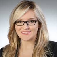 Lisa Berg's Instagram, Twitter & Facebook