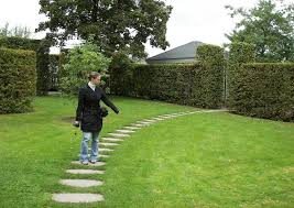 Gartenweg Pflastern Ja Aber Rasen Anlegen Gartenweg Und Garten