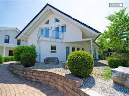 Vermietete immobilie mit einliegerwohnung im ausgebauten kellerbereich (objekt 55121. Zwangsversteigerung Einfamilienhaus In 23843 Bad Oldesloe Mommsenstr In Schleswig Holstein Bad Oldesloe Haus Kaufen Ohne Kauferprovision Ebay Kleinanzeigen