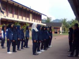 Pertandingan kawad kaki kor kadet polis peringkat negeri terengganu 2019 kemaman lelaki. Latihan Kawad Kaki Kadet Polis Smk Penghulu Saat