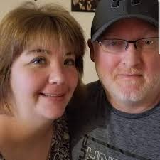 Who is a good dog trainer in Piqua, Ohio?