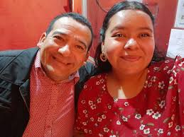 En breve una preciosa entrevista con el pastor Walter Valle Medina en  compañía de la locutora Wendy Medina conectese 107.3fm