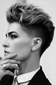 Pioneered by celebrities like miley cyrus, this style this inherent male hairstyle was adopted by many women in the 1970s and even today. Androgynous