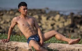 ALAN-UP-STUDIO | rgbee -  ช่องทางสำหรับผู้ที่ชื่นชอบในการสร้างผลงานภาพและวีดีโอ