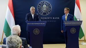 Matolcsy györgy jelenlegi jegybankelnök 2013. Unexpectedly Viktor Orban And Gyorgy Matolcsy Held A Press Conference Archynewsy
