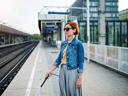 Do give specific directions like, the desk is five feet to your right, as opposed to saying, the desk is over there. Can Blind People Dream Yes Here S What It S Like
