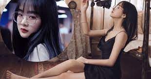 Cụ thể, trong một diễn đàn chuyên share link clip xxx, người này đã đính kèm hình ảnh rõ mặt gấm kami. Q35dad4rm50emm