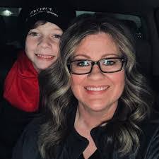 Laura Wideman's Instagram, Twitter & Facebook