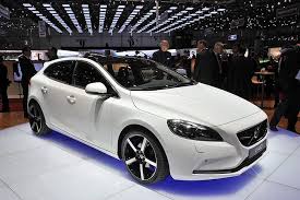 Son Model Volvo V40 Donanimhaber Kullanici Yorumlari Volvo V40 Volvo Bmw Car