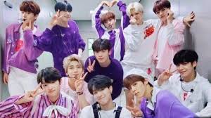 Kumpulan siswa yang memakai kacamata. Resmi Bubar Inilah Biodata Lengkap 11 Member Boyband X1 Besutan Produce X 101 Tribun Timur