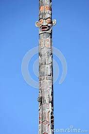 Middle Section Of The Tallest Totem Pole Alert Bay Bc Alert Bay Totem Pole Totem