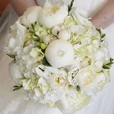 Keep in mind that this also includes the cost of wedding rings, which in australia, the average ceremony costs are around $950. Wedding Flowers Money Saving Tips Jodie Mcgregor Flowers