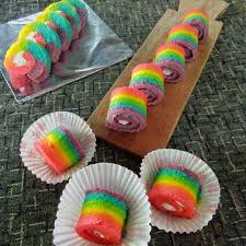 Resep bolu gulung mini | mini roll cake recipe hi.kali ini share resep bolu gulung mini yang cantik dan lembut banget, cocok. Resep Mini Rainbow Roll Cake Dan Tips Cara Membuatnya