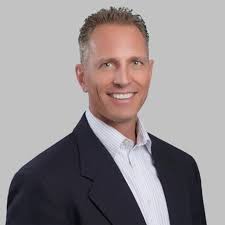 Kurt Manley's Instagram, Twitter & Facebook