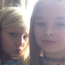 Billie Overton's Instagram, Twitter & Facebook