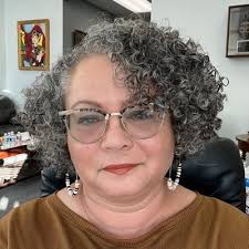 Linda Tkaczyk (@LindaTkaczyk)